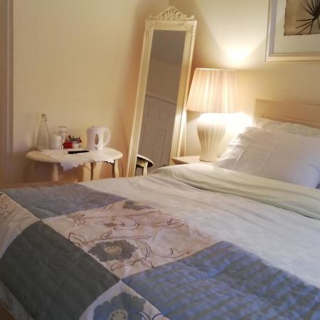 واتيرفورد The Vee Guest Accommodation المظهر الخارجي الصورة