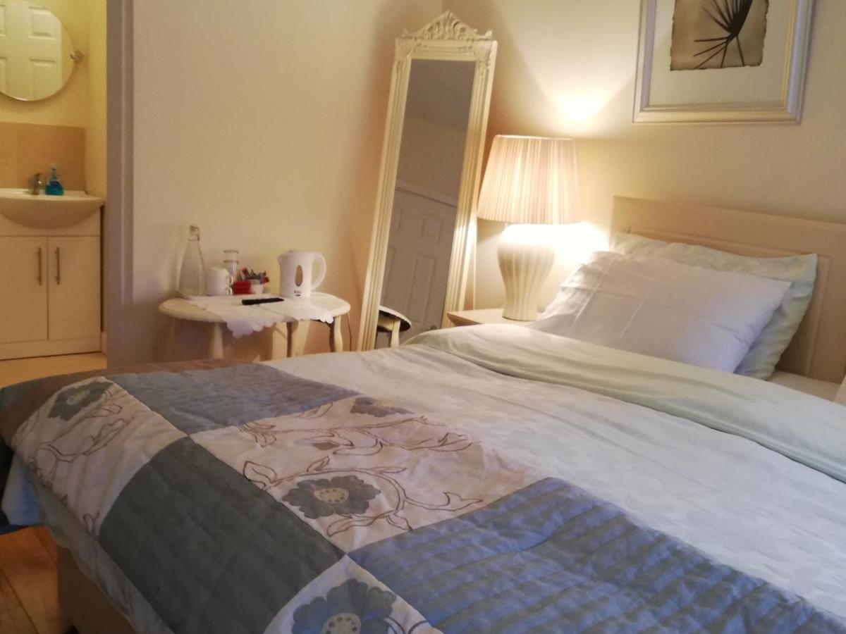 واتيرفورد The Vee Guest Accommodation المظهر الخارجي الصورة